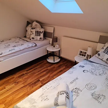 Apartment Citywohnung Mit Schlafgalerie Bis Zu 6 Gäste Direkt Im Stadtzentrum Neuwied