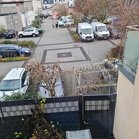 アパート Citywohnung Mit Schlafgalerie Bis Zu 6 Gaeste Direkt Im Stadtzentrum ノイヴィート