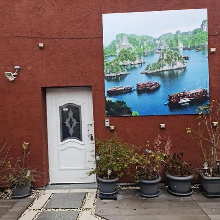 Citywohnung Mit Schlafgalerie Bis Zu 6 Gäste Direkt Im Stadtzentrum Apartment *