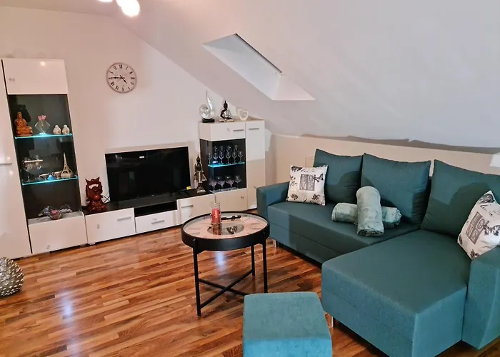 Citywohnung Mit Schlafgalerie Bis Zu 6 Gaeste Direkt Im Stadtzentrum