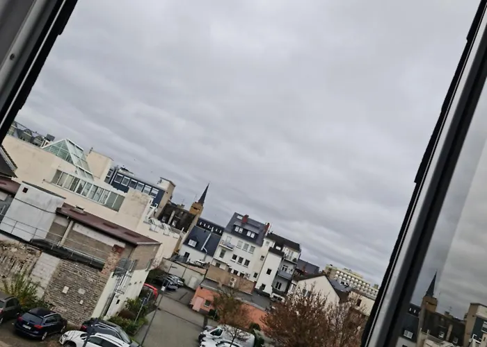 Citywohnung Mit Schlafgalerie Bis Zu 6 Gaeste Direkt Im Stadtzentrum アパート *